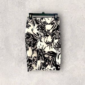 Pencil skirt. Size 0